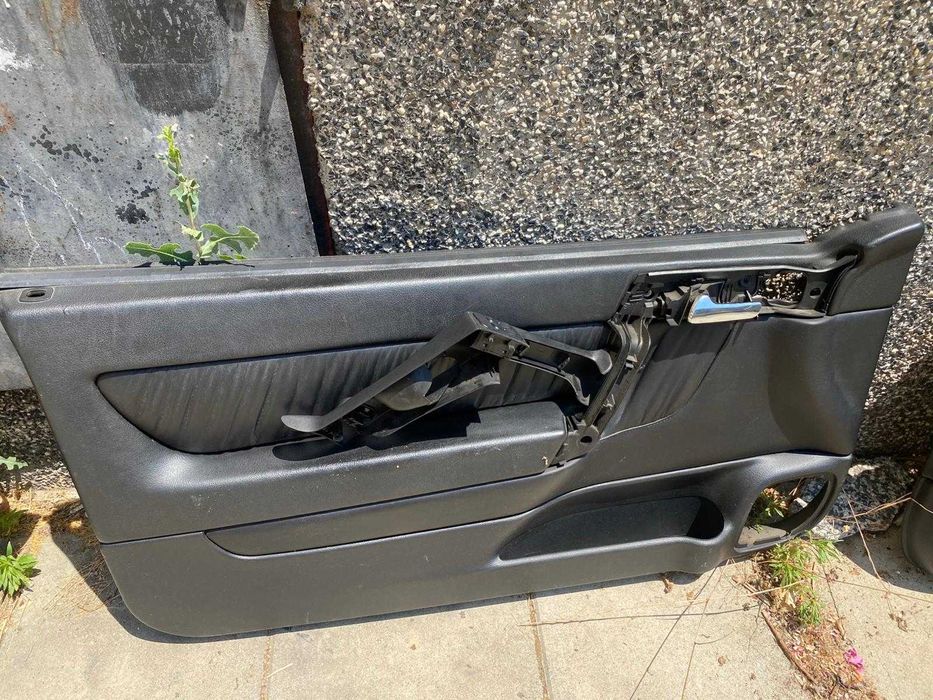 Кори за врати на Опел Астра Г