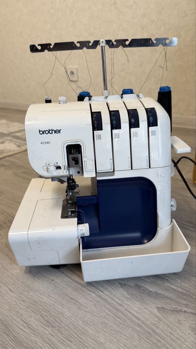 Оверлок Brother 4234D