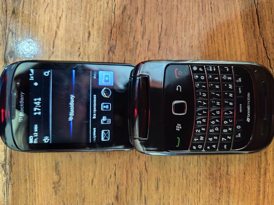 BlackBerry  9670