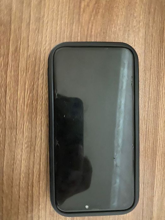 Продам iPhone xr