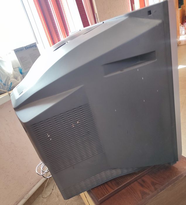 Цветной телевизор Panasonic