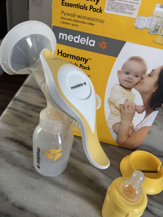 Молокоотсос Medela Harmony, ручной, комплект