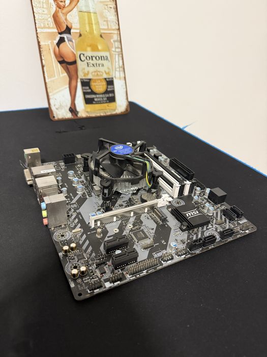 Vand kit placa de baza+ procesor