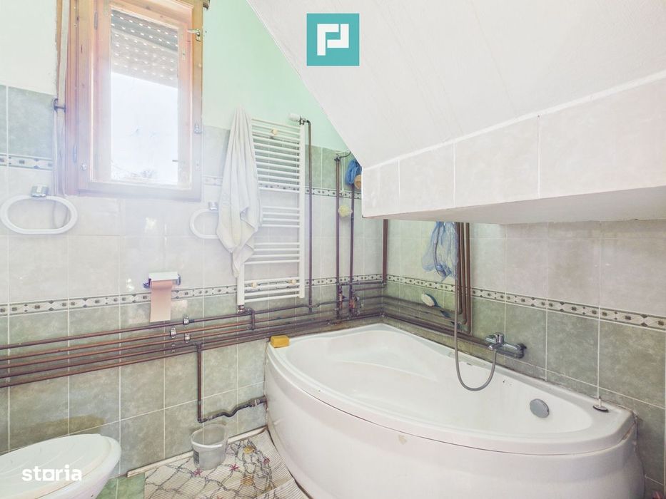 Casă Câmpani, 8000 mp teren, la poalele Apusenilor