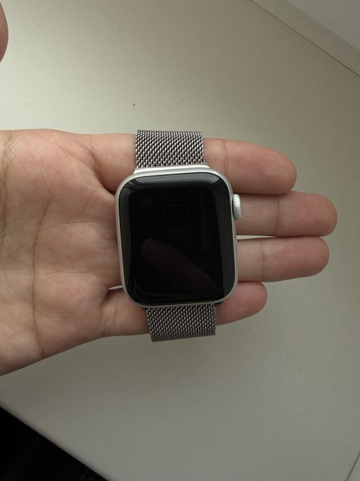 Apple watch SE 2024 года