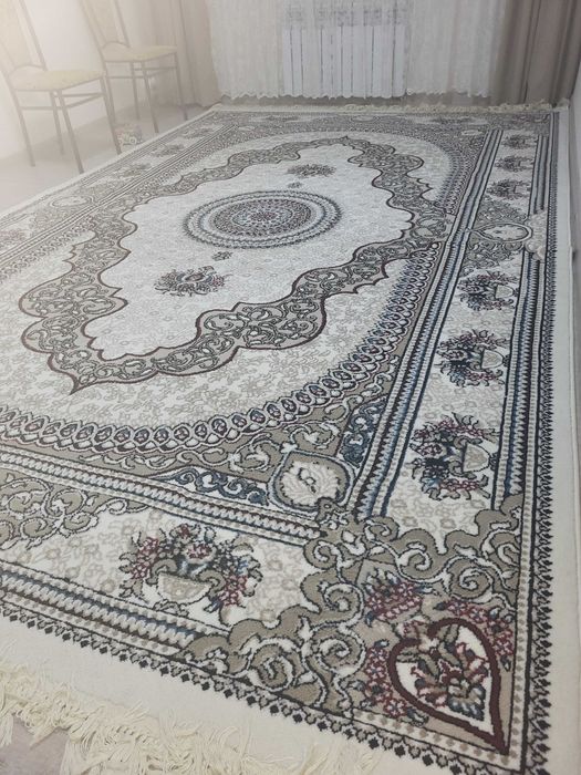 Продаётся ковёр 2,5×4