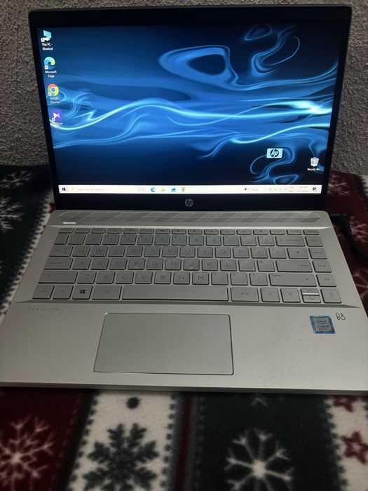 Лаптоп HP pavilion 14