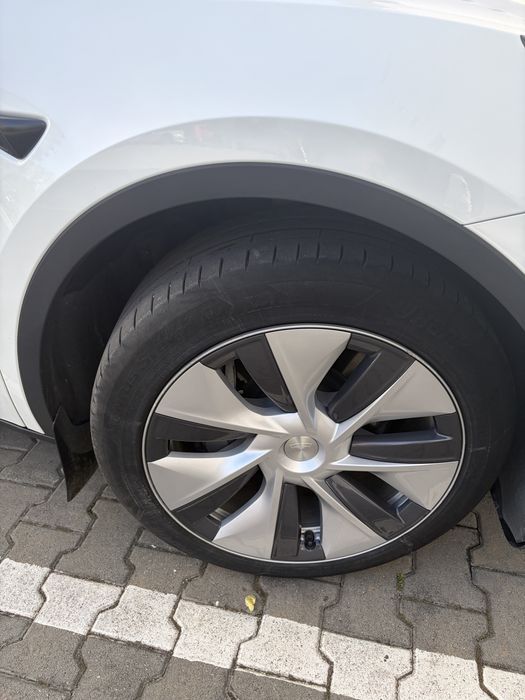 Vand Tesla Model Y Long Range Dual Motor AWD 514
