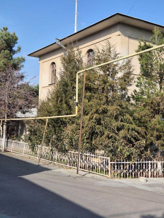 Продаю свой добротный дом, угловой на Бадамзаре