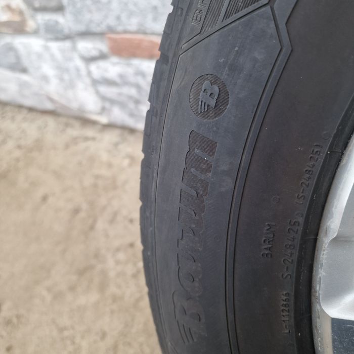 Jante aliaj Volkswagen Tiguan Touran sharan passat golf cu cauciucuri vara