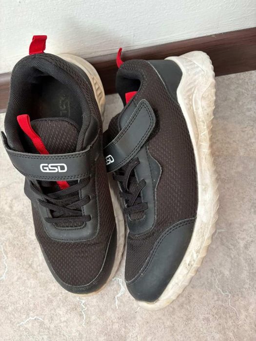 Крассовки летние 39 рамер