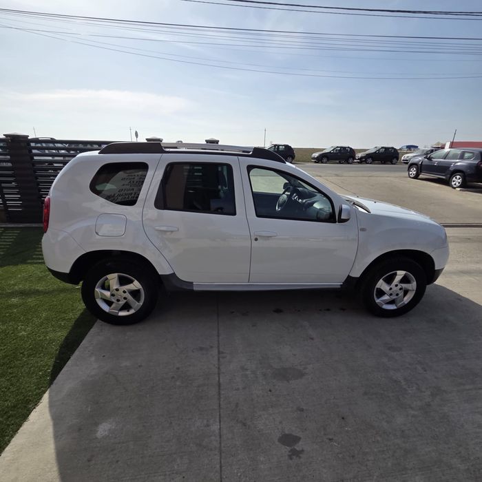 Duster 1,5 Diesel Euro 5 -an 2012 , 4100€