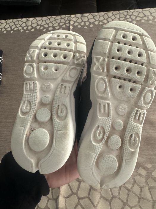 Обувки и боти 27 новер Geox като нови