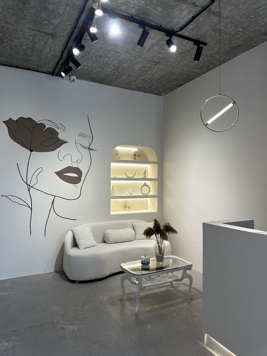 Сдается рабочее место в студии красоты