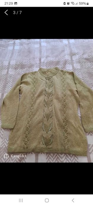 Отдам женские вещи