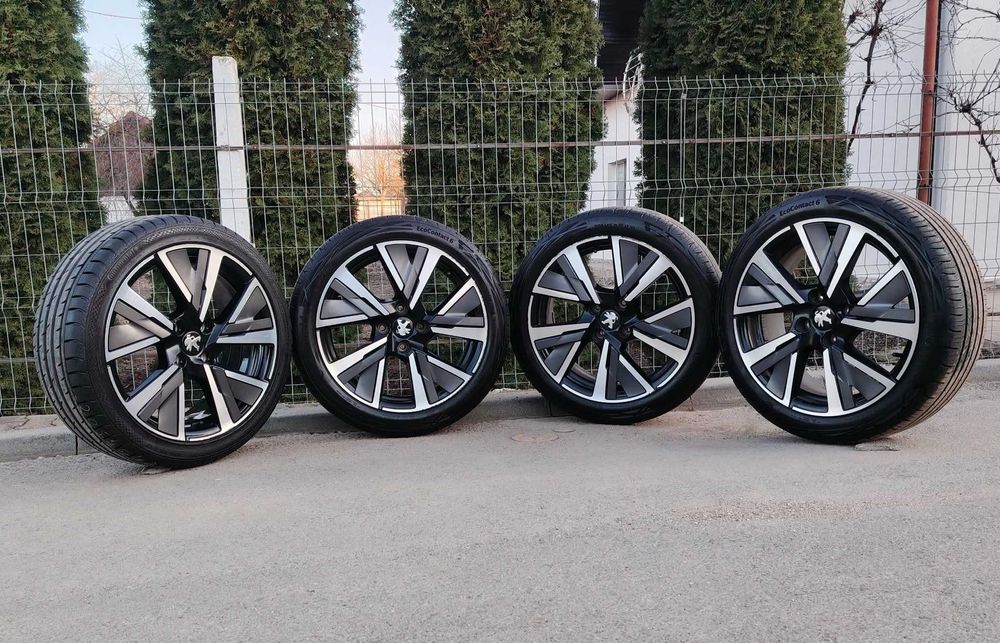 vand jante aliaj peugeot 208 gt