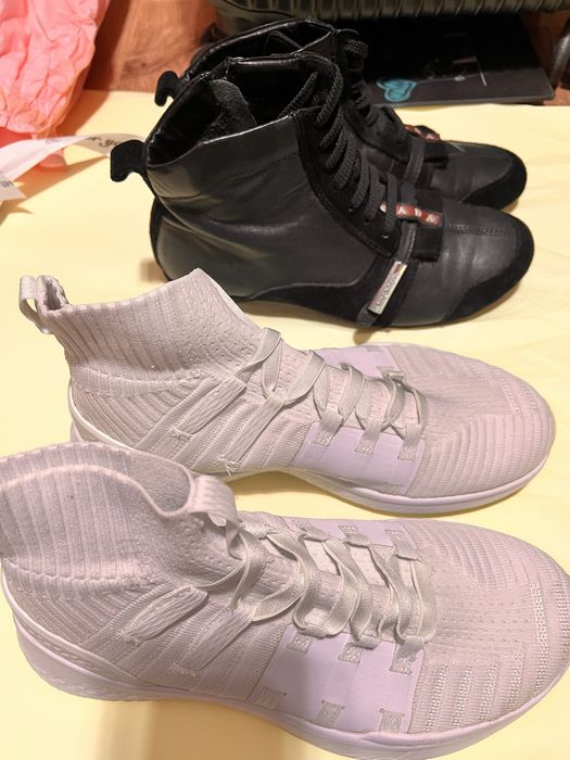 Кроссовки и ботинки