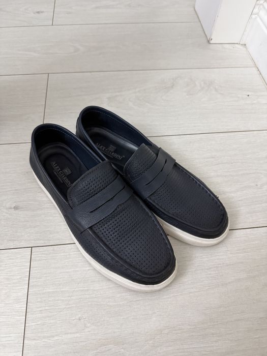 Продам обувь мужская