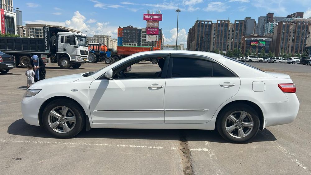 Продам Машину Тайота камри 40