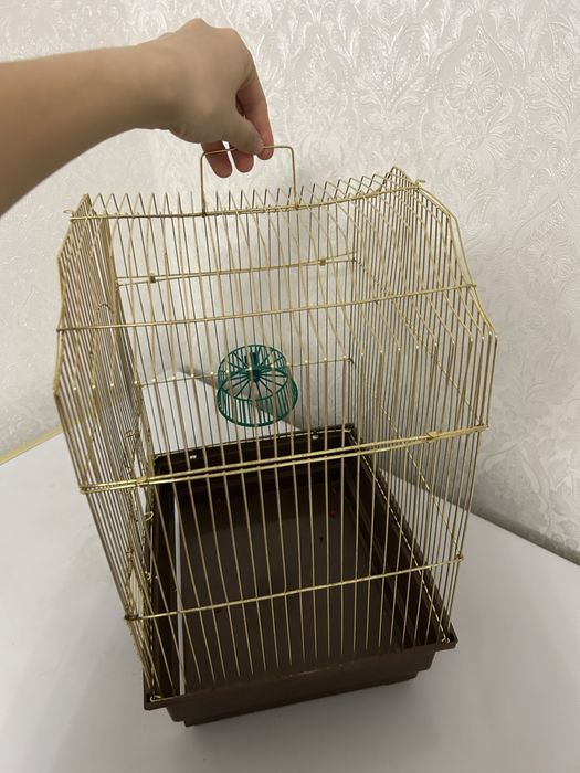 Клетка для птиц.