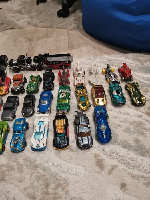 Колички Hot Wheels