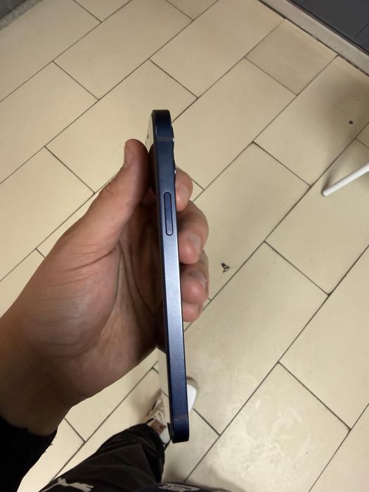 Iphone12 в черном цвете