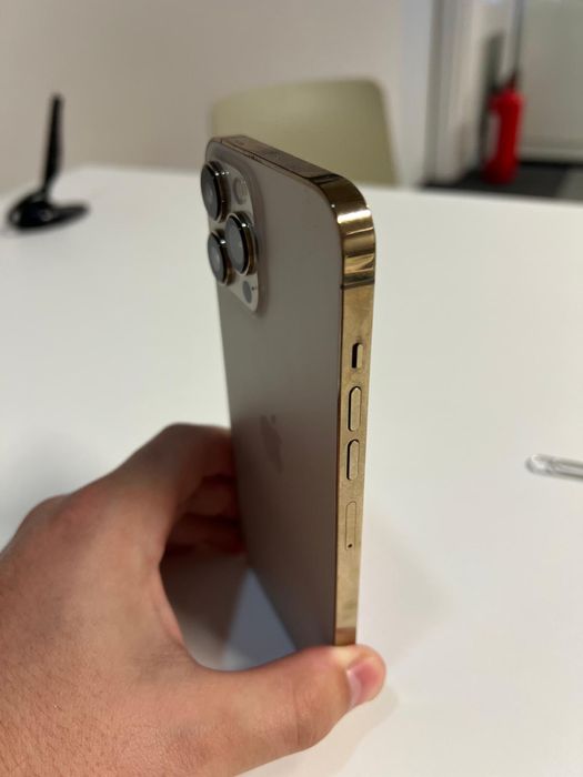 Iphone 13 Promax Gold