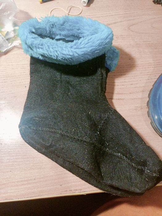 Резиновые сапоги.