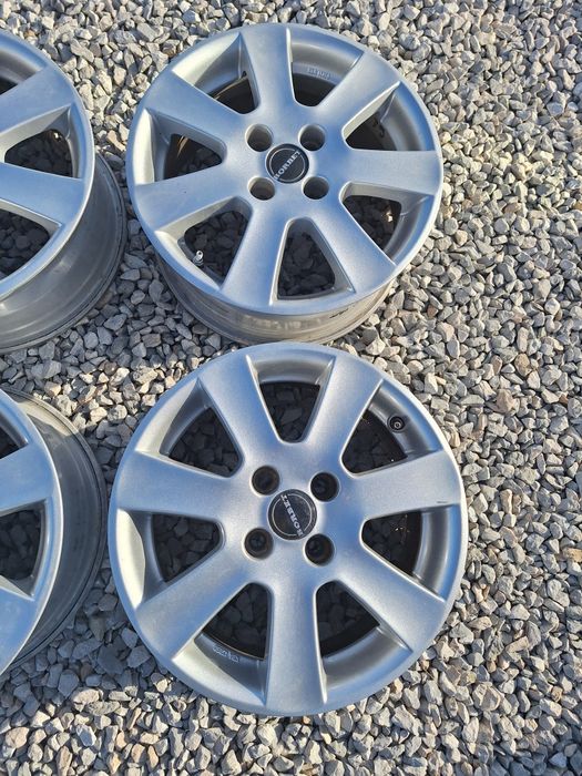 4x100..15цола.6 1/2j ET40. Оригинални Borbet