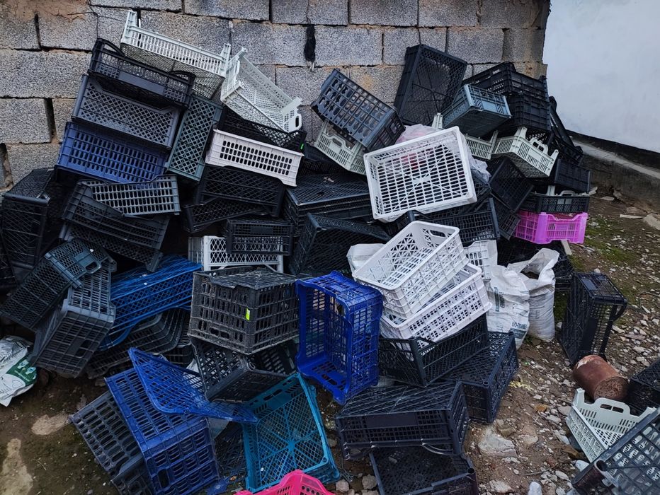 Продаются пластиковые ящики