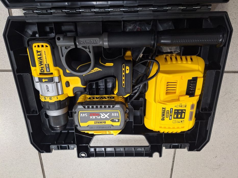 Шуруповерт деволт 999