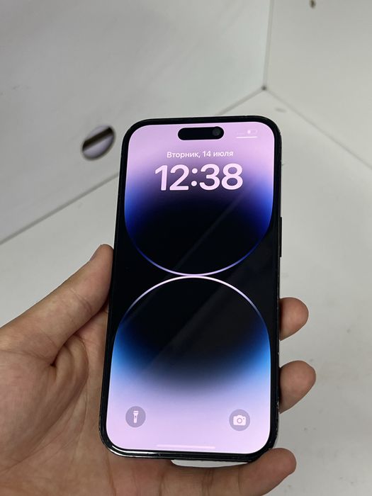 Iphone 15 pro 128/88% 14 pro 128/74%