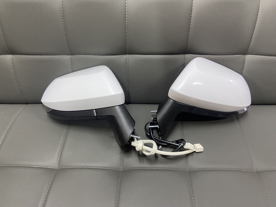 Зеркало Toyota Corolla 210 Каролла 2019-24