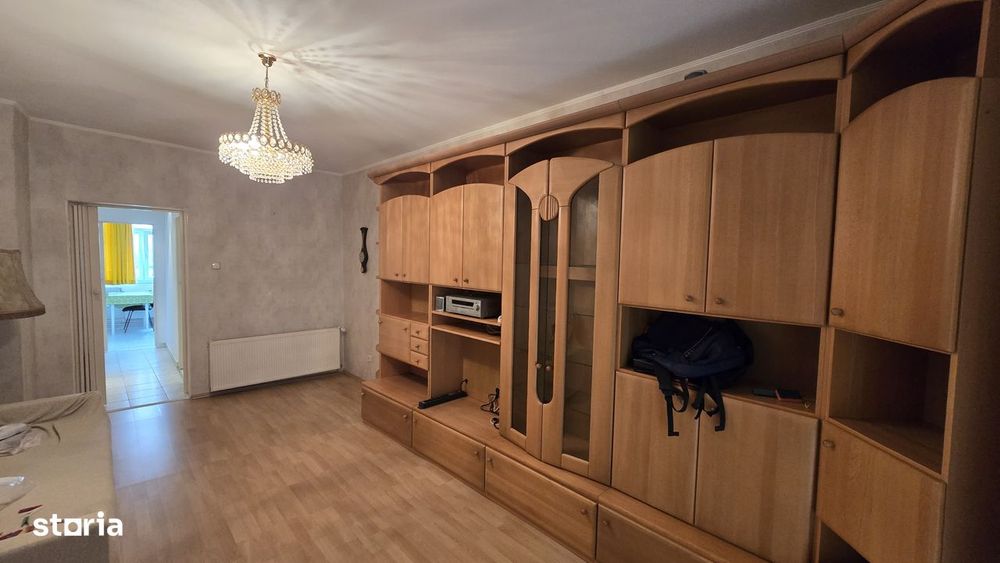 Vand 2 camere decomandate et 1