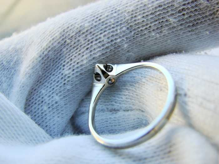 Inel aur alb 14k cu diamant model Tulip unicat