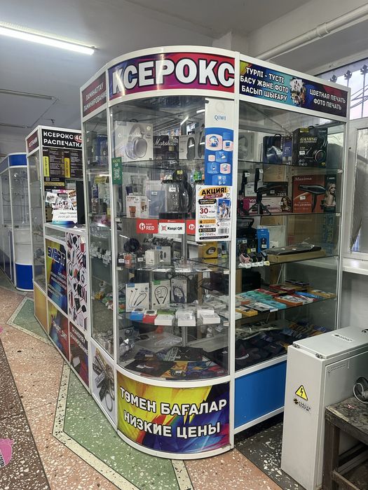 Продаю витрины для бизнеса