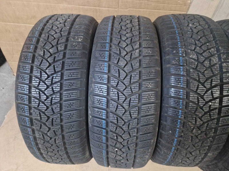 4 Firestone R17 215/60/ 
зимни гуми 
DOT3519