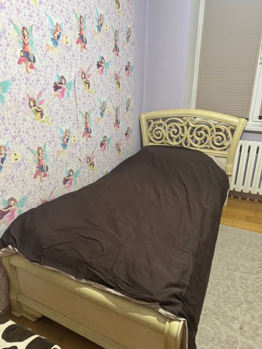 Продам кровать полуторка