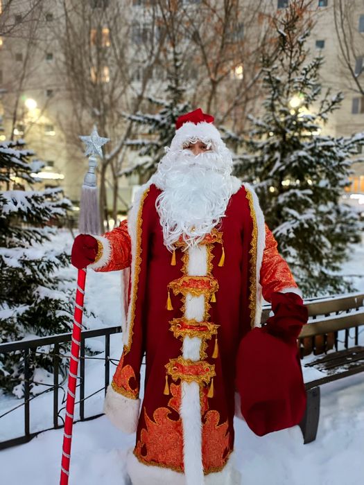 Дед Мороз и Снегурочка