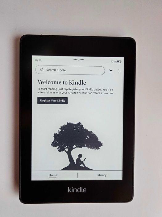Kindle Paperwhite 4 10th. gen 8GB free Amazon account
