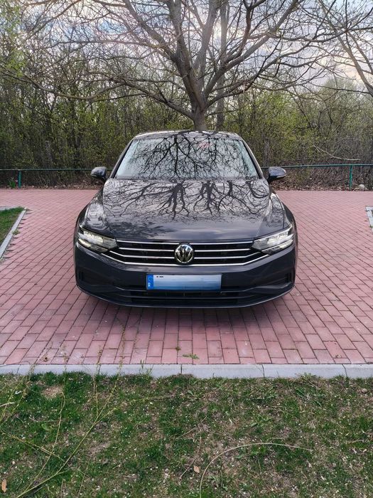 Volkswagen Passat Vând VW Passat, an 2020, motor 2.0 TDI (1968 cm³), foarte bine întreți