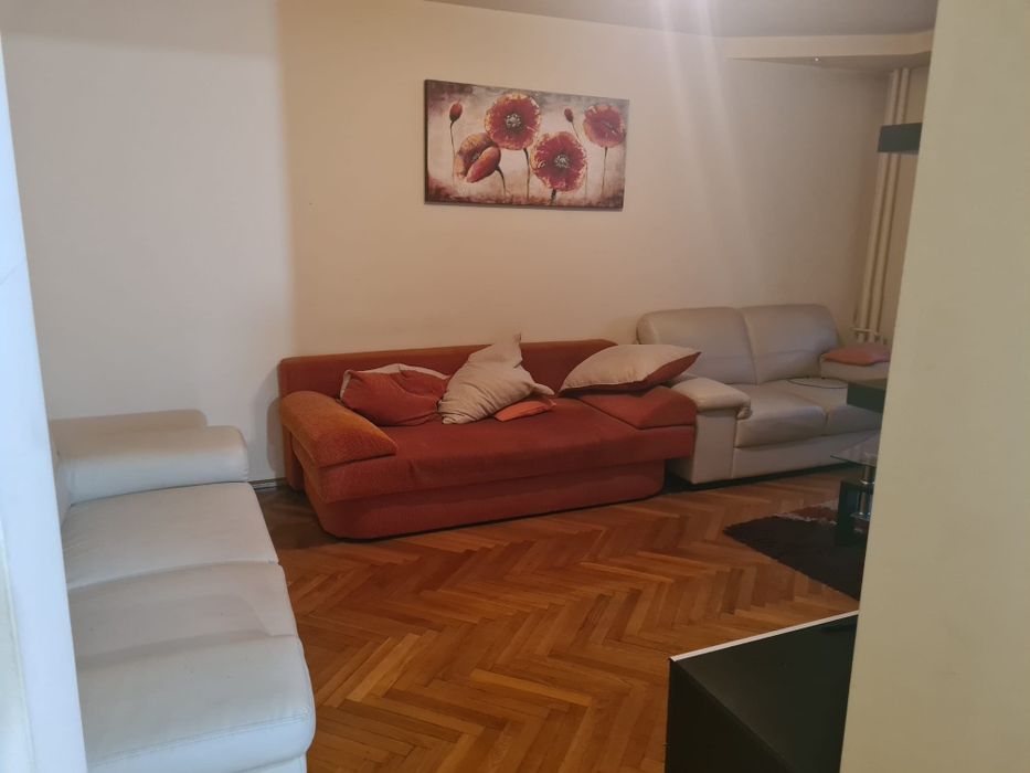 Apartament 3 camere chirie