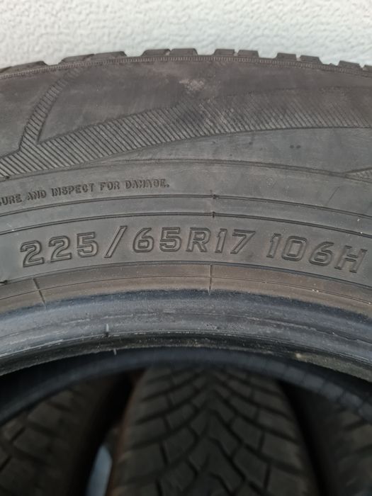 Зимни гуми 4 броя FALKEN EuroWinter HS01 SUV 225 65 R17 дот 1719