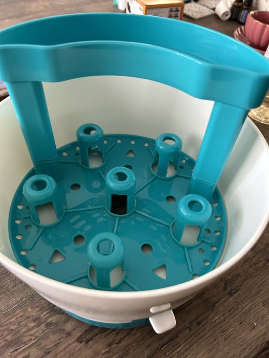 Sterilizator biberoane marca U-grow