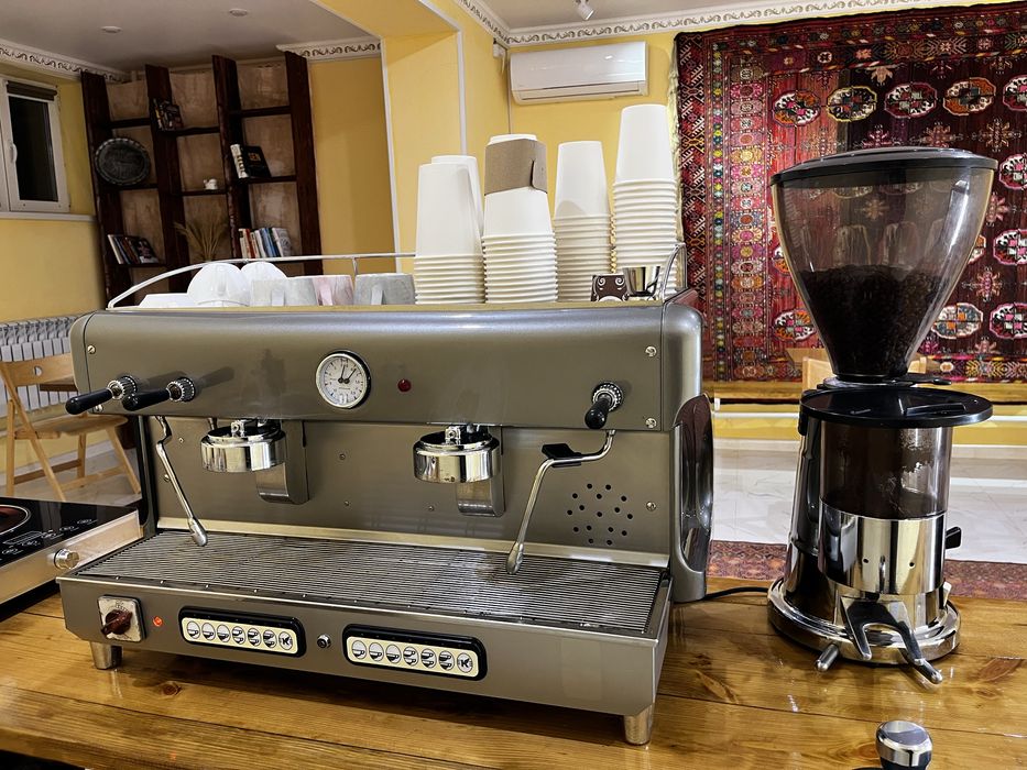 Кофемашина сатылады.