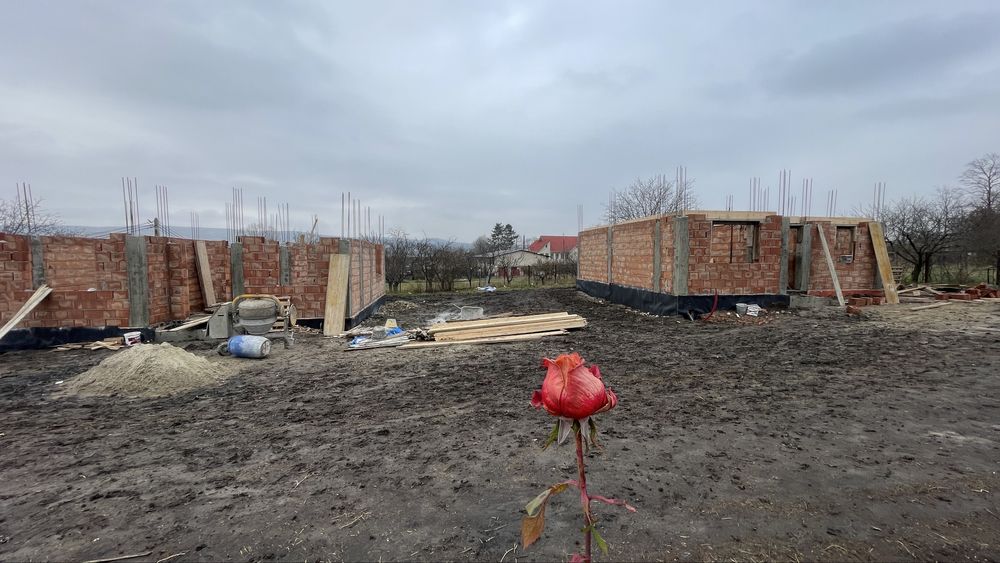 De vanzare  casa Parter cu Mansarda