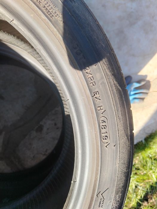 Гуми два броя 225/45/17