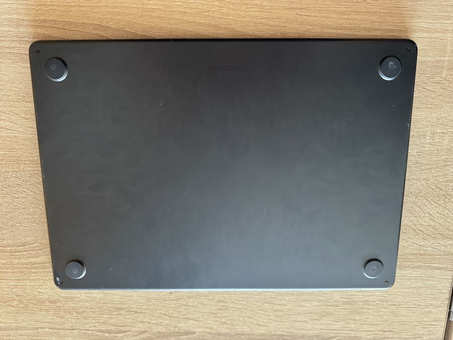 Macbook air m2 15,3