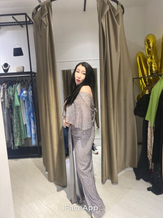 Платье серебристое Нарядное