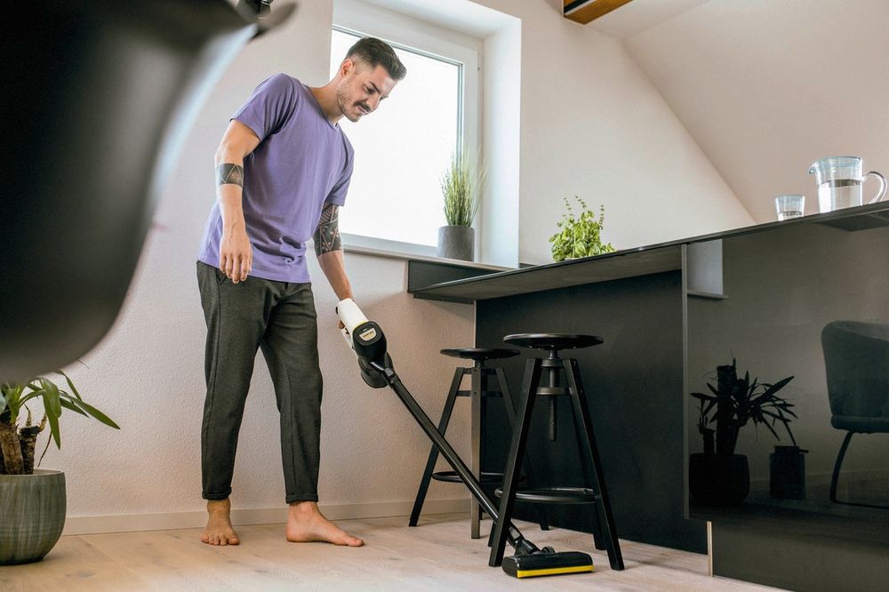 Аккумуляторный пылесос karcher VC 4 Cordless